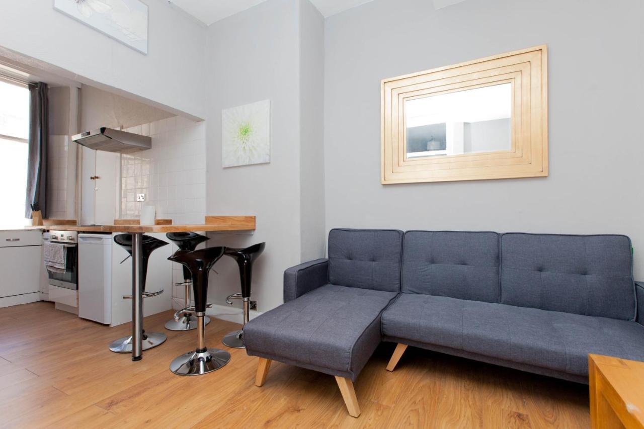 Bright & Homely City Centre Apartment Near Holyrood Edinburg Exteriör bild