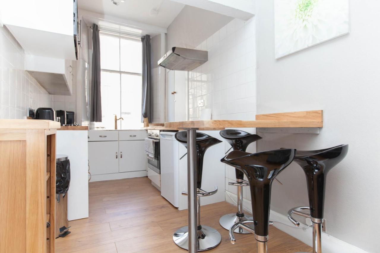 Bright & Homely City Centre Apartment Near Holyrood Edinburg Exteriör bild